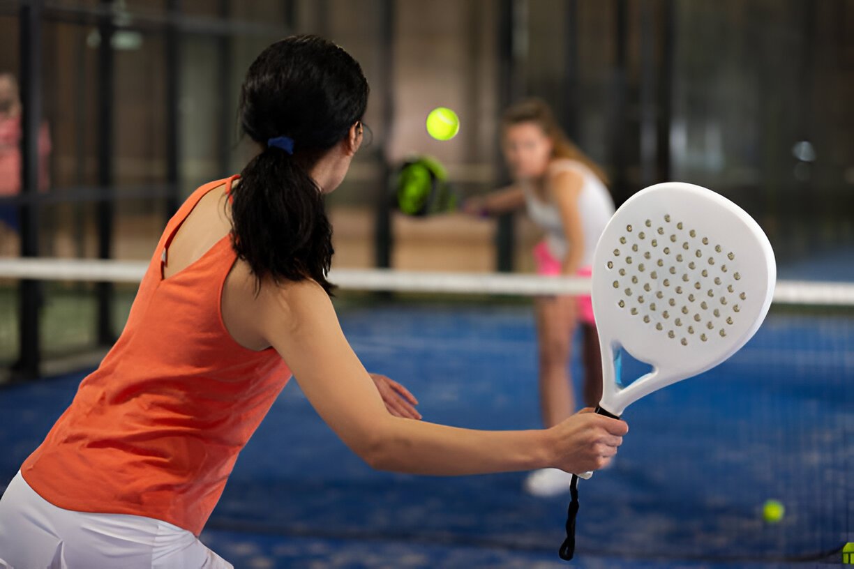 padel coaching dubai