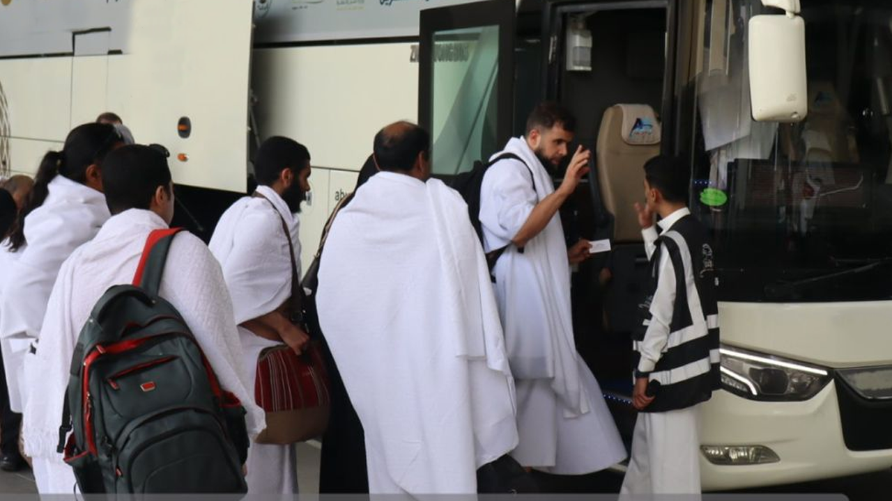 Umrah Travel with Bus Packages