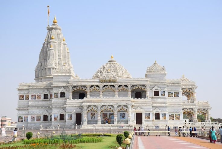 Explore the Sacred Beauty of Vrindavan – Complete Guide to Tour Packages & Spiritual Experiences