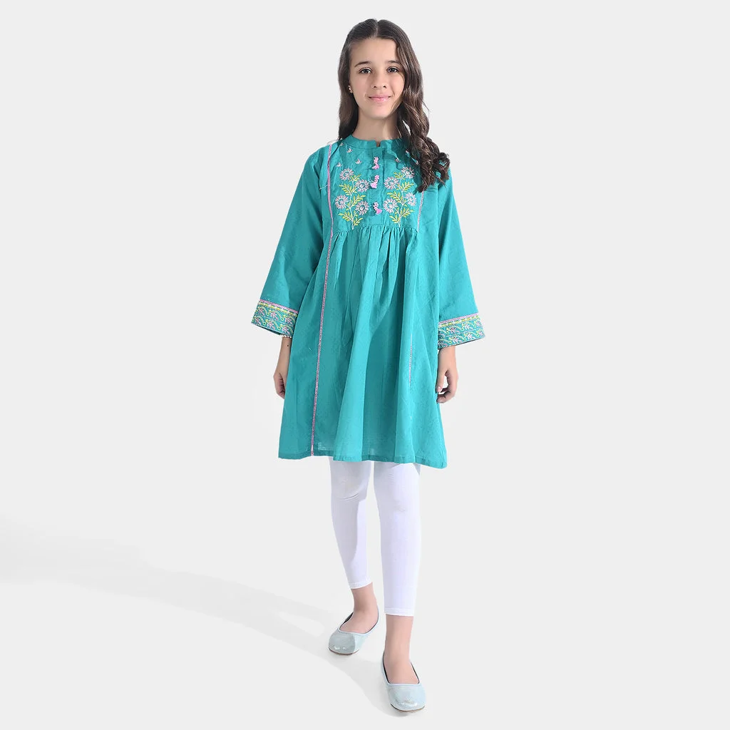 Latest Pakistani Girls Kurtis Every Stylish Young Girl Will Love